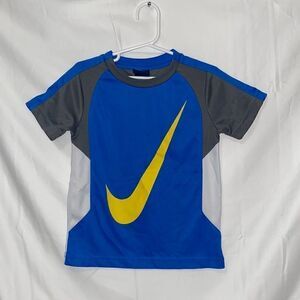 Nike swoosh tshirt 